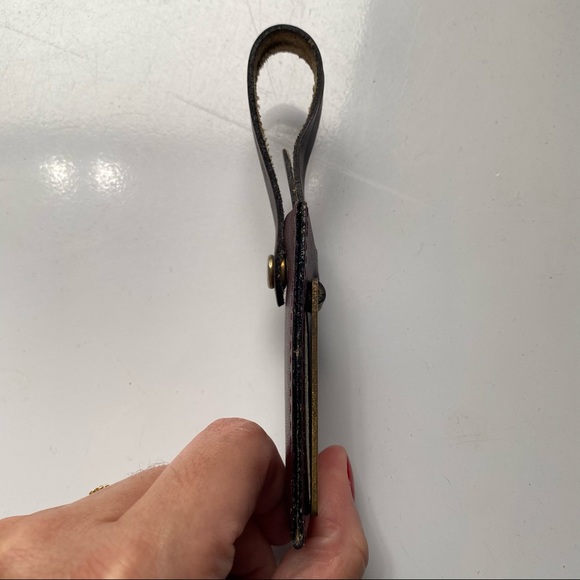 Vintage leather Marriott Club Marquis luggage tag - Picture 6 of 8